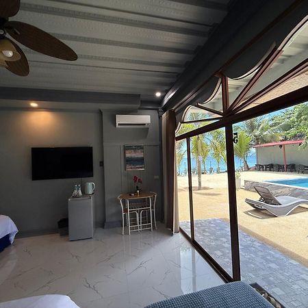 Lawson'S Beach Resort Сан-Хуан Экстерьер фото
